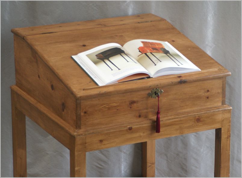 4023 Antique Victorian Pine Clerks Desk on Stand (5)